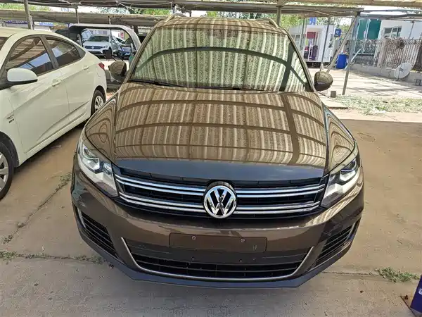Volkswagen Tiguan 2015