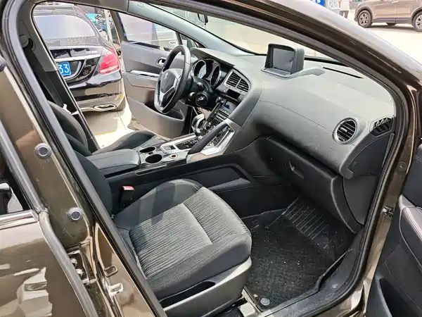 Peugeot 3008 2016