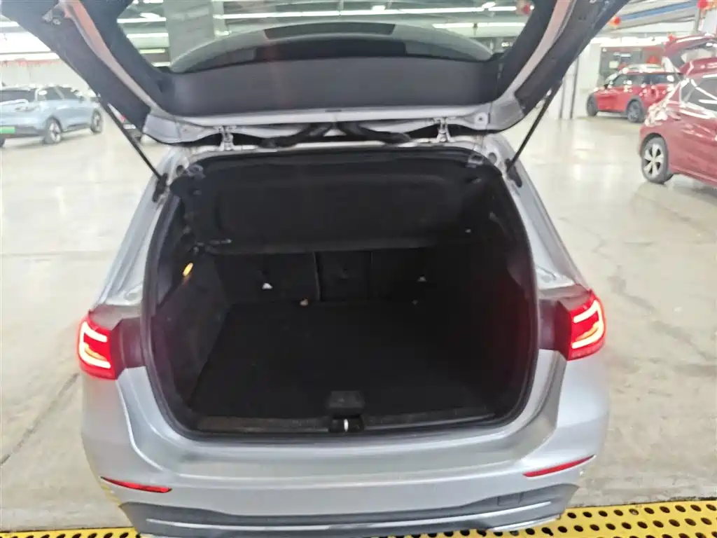 Mercedes-Benz B-Class 2020 — фото 19