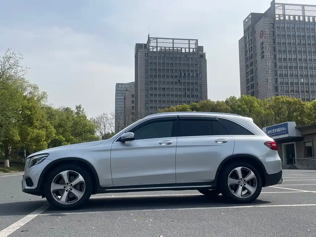 Mercedes-Benz GLC 2016 — фото 4