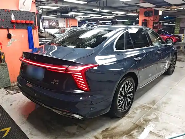 Hongqi H5 2024