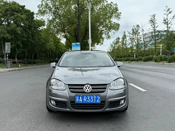Volkswagen Sagitar 2011