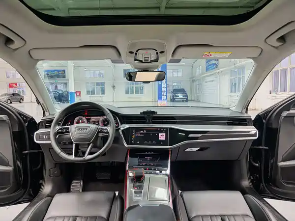 Audi A6L 2022