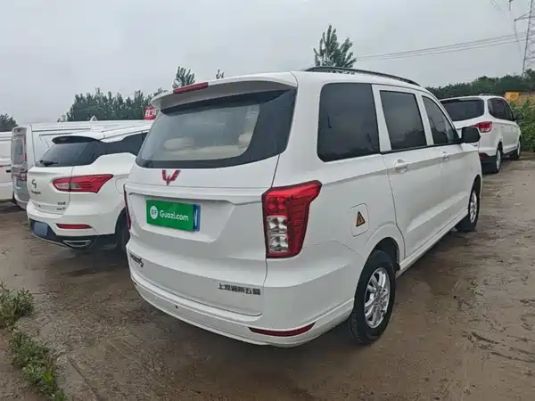 Wuling Hongguang 2019