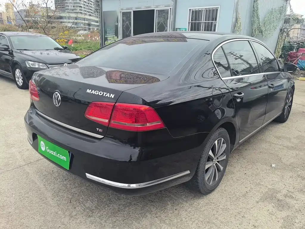 Volkswagen Magotan 2016