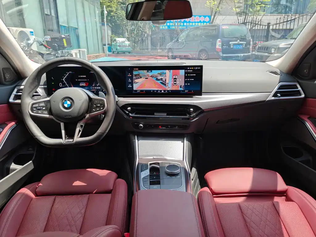 BMW 3 Series 2025 — фото 19