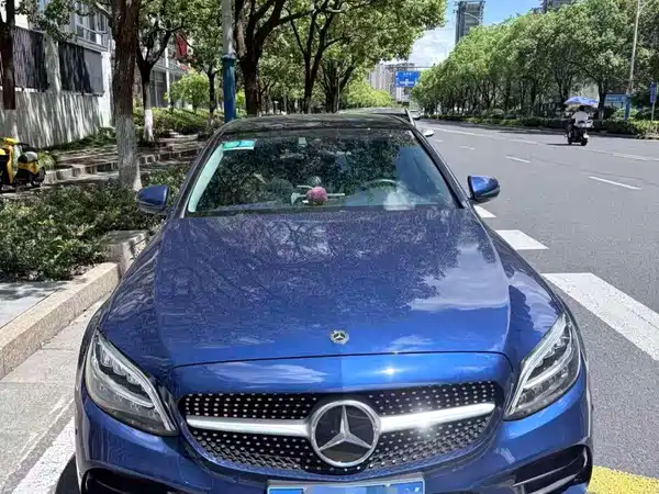 Mercedes-Benz C-Class 2020