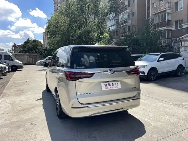 Buick GL8 2020