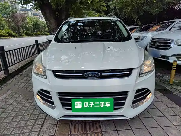 Ford Kuga 2016