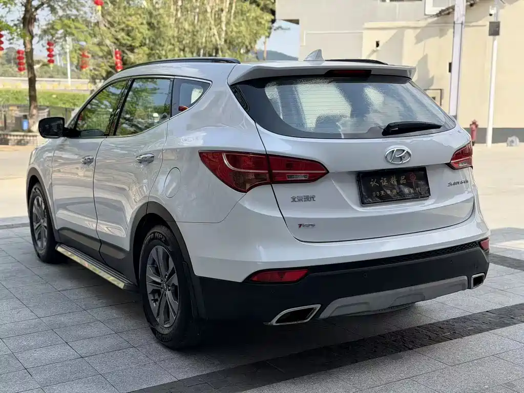 Hyundai Santa Fe 2016 — фото 9