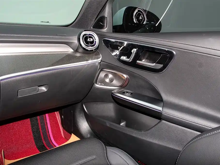 Mercedes-Benz C-Class 2026 — фото 18