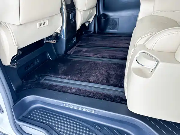Toyota Vellfire 2020