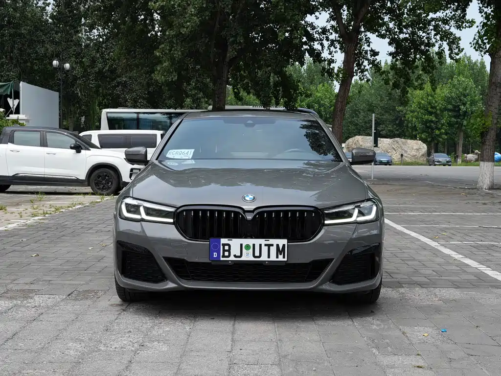 BMW 5 Series 2022