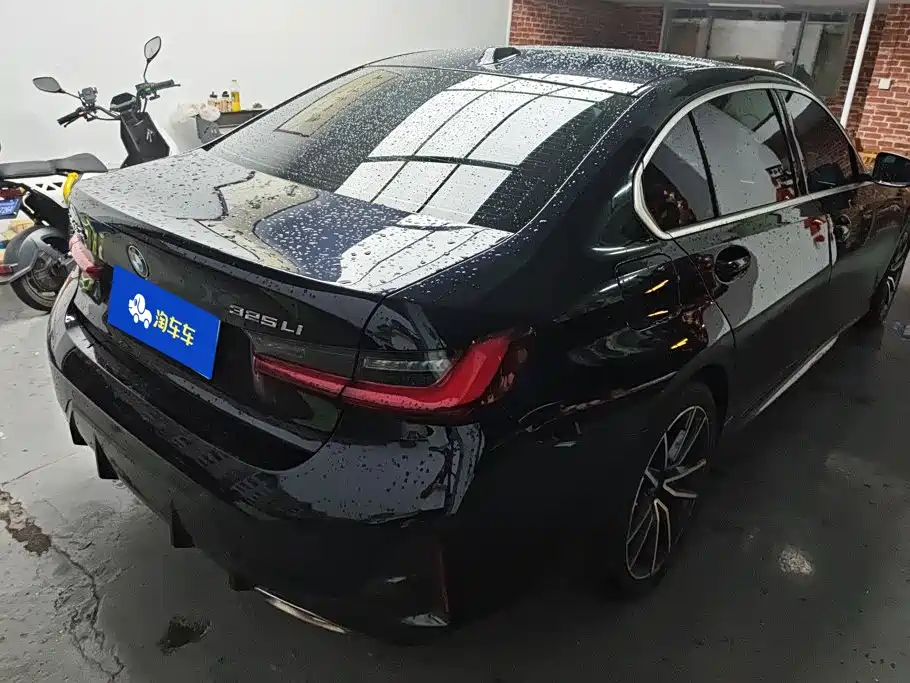 BMW 3 Series 2023