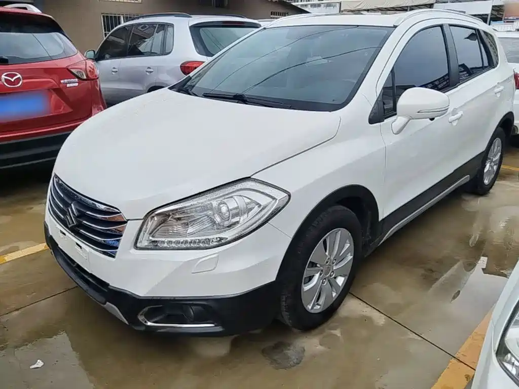 Suzuki S-Cross 2015 — фото 1