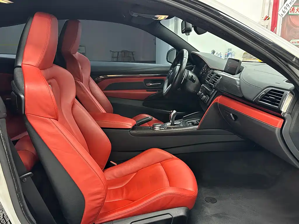 BMW M4 2016 — фото 10