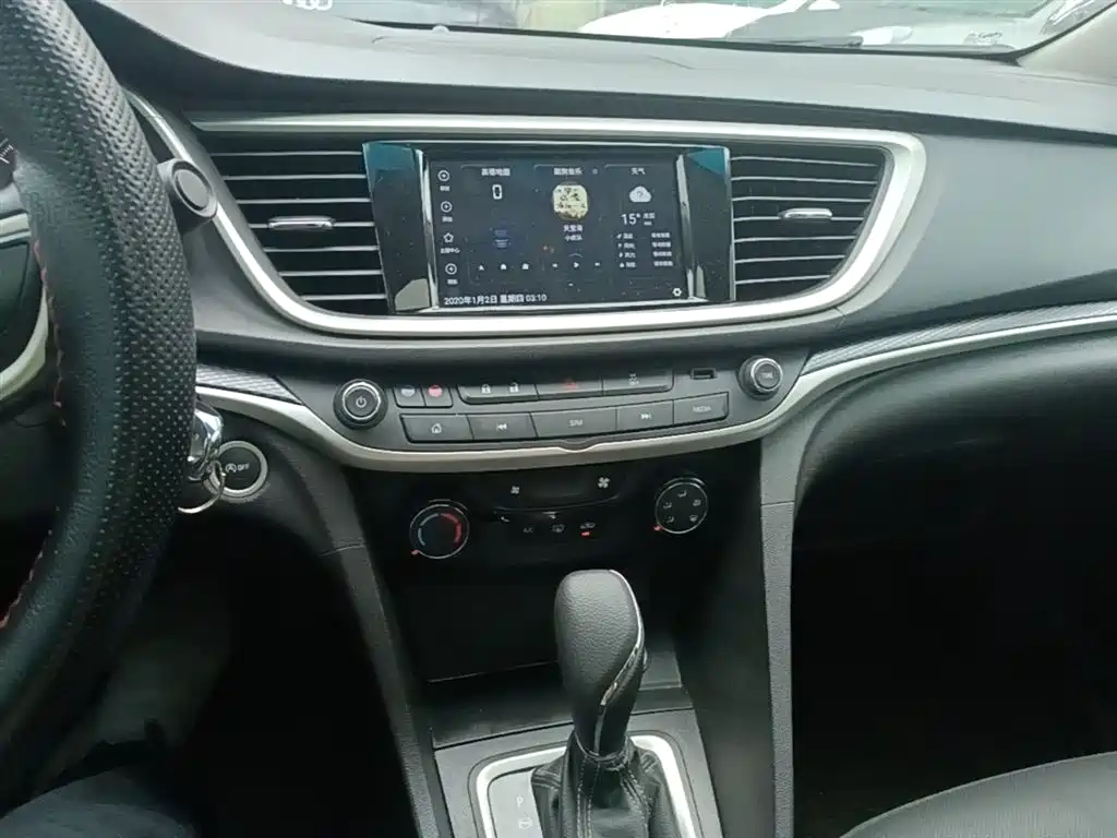 Buick Excelle 2022 — фото 13