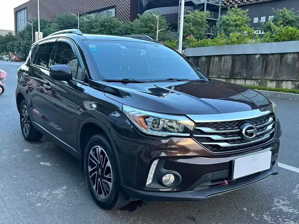 GAC Trumpchi GS4 2018 — фото 3
