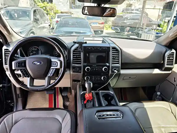 Ford F-150 Raptor 2019