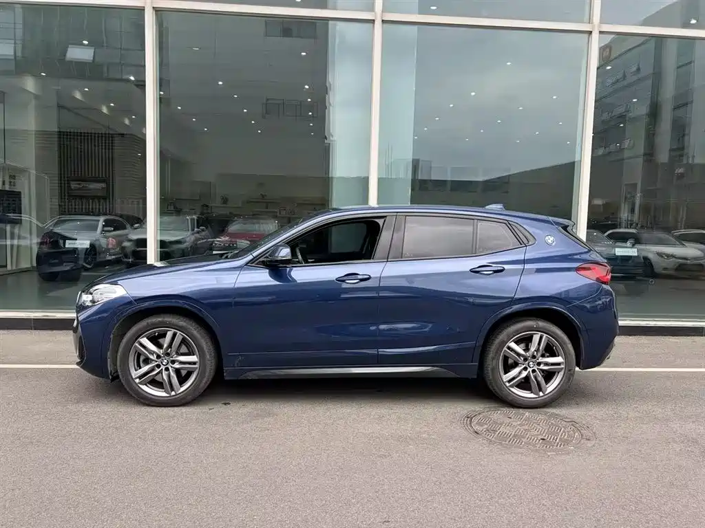 BMW X2 2022 — фото 3