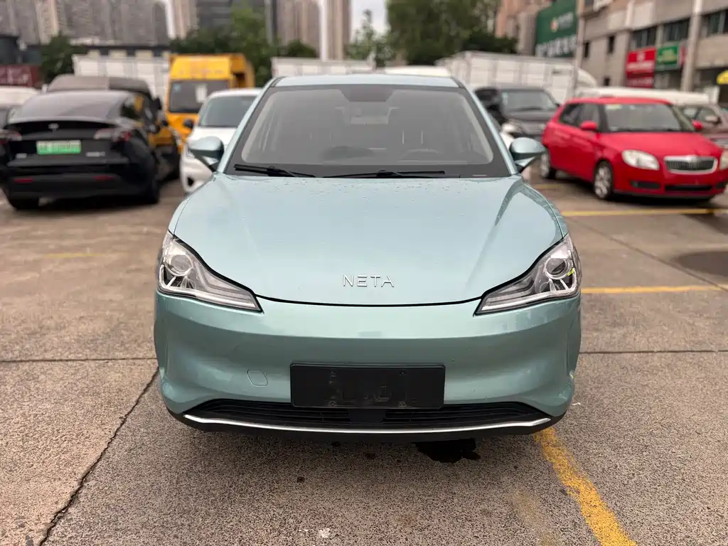 Neta V 2023