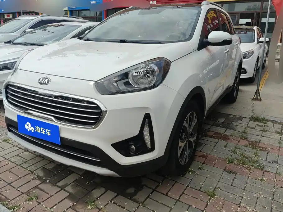 Kia KX3 2018 — фото 1