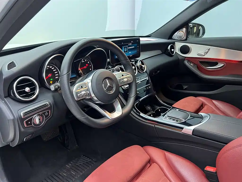 Mercedes-Benz C-Class 2019 — фото 20