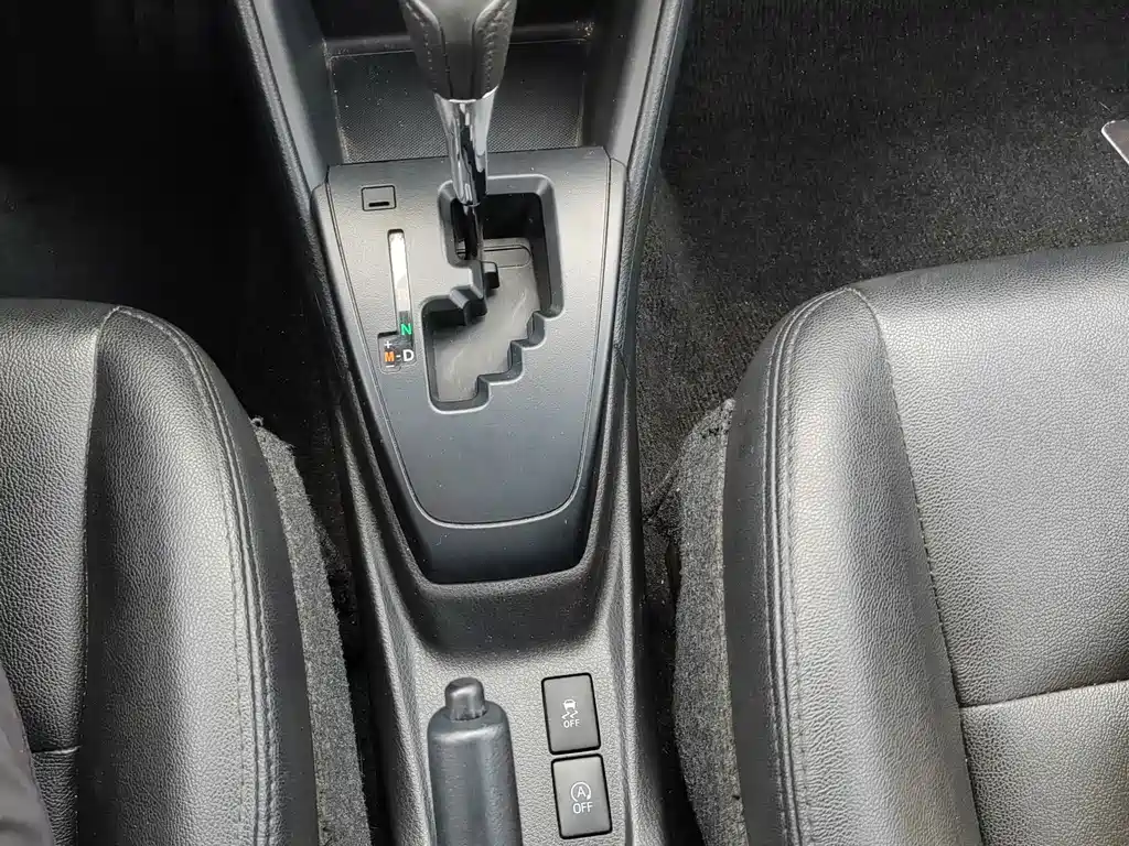 Toyota Yaris L 2019 — фото 14
