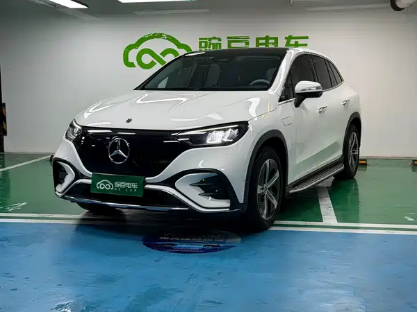 Mercedes-Benz EQE SUV 2024