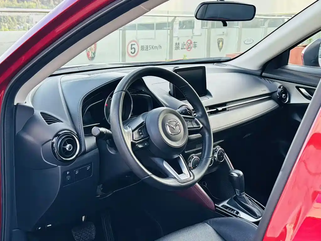 Mazda CX-3 2018 — фото 16