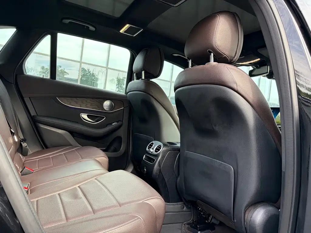 Mercedes-Benz GLC 2020 — фото 11
