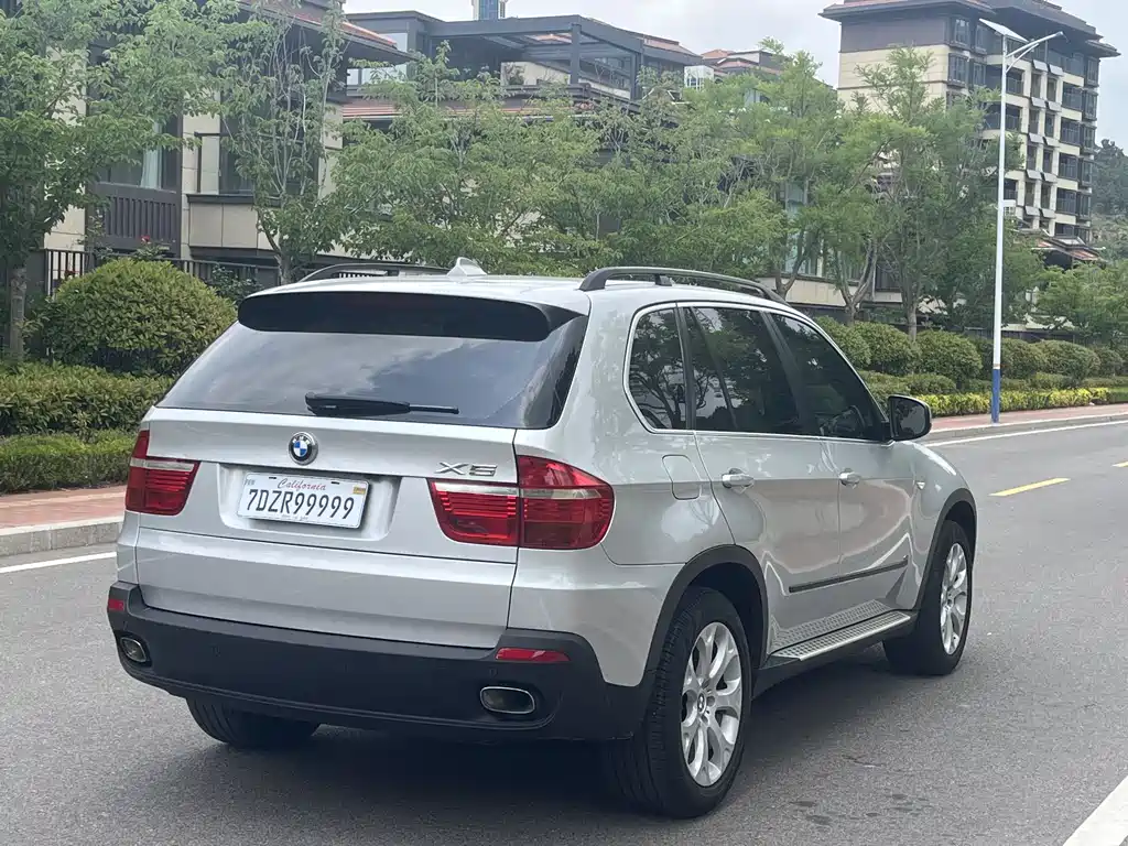 BMW X5 2008 — фото 11