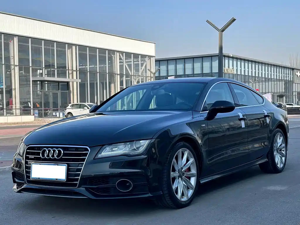 Audi A7 2014 — фото 1