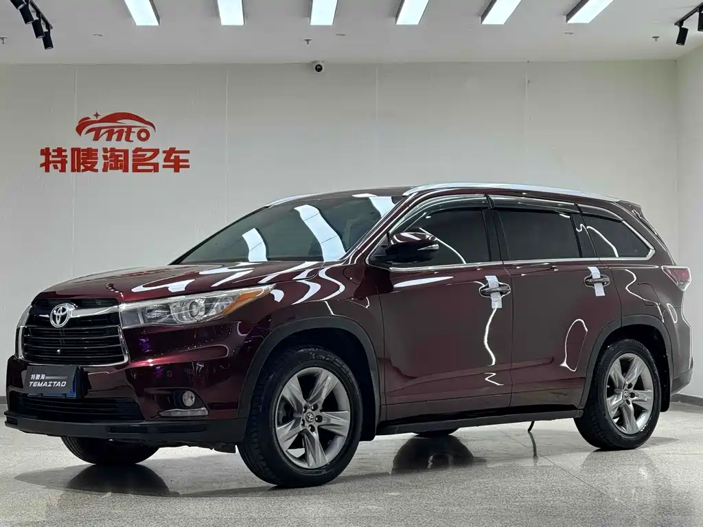 Toyota Highlander 2017 — фото 1