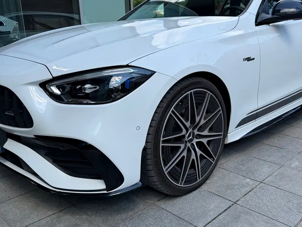 Mercedes-Benz C-Class AMG 2025 — фото 18