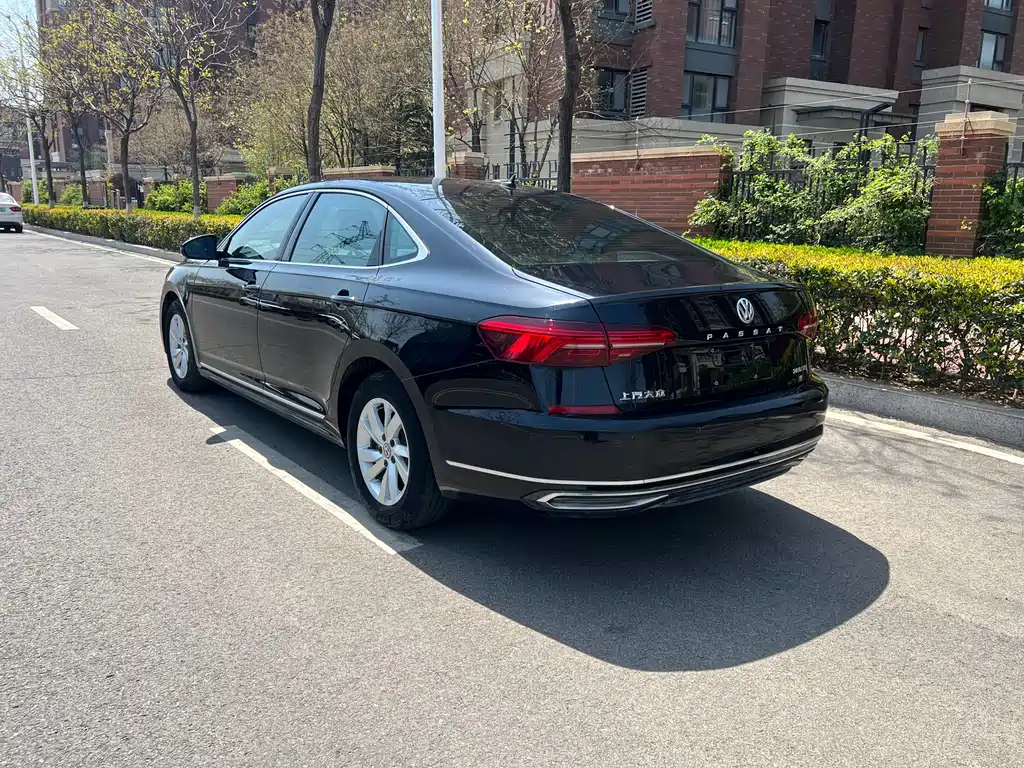 Volkswagen Passat 2019 — фото 6
