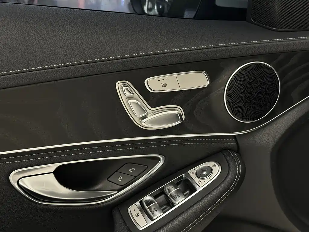 Mercedes-Benz C-Class 2019 — фото 22