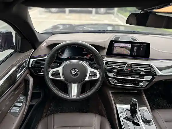 BMW 5 Series 2020