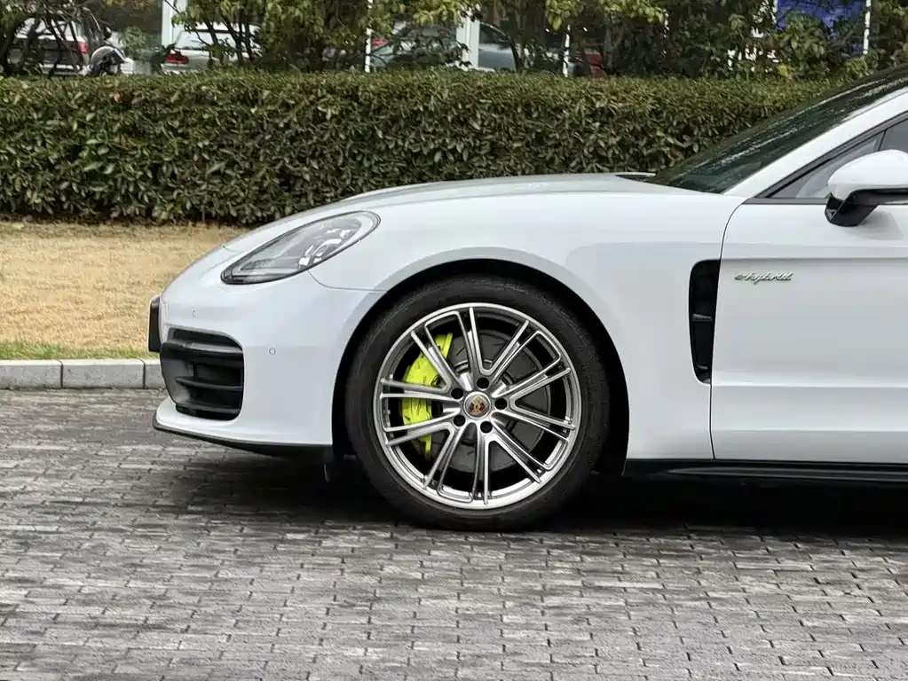 Porsche Panamera Hybrid 2022 — фото 3