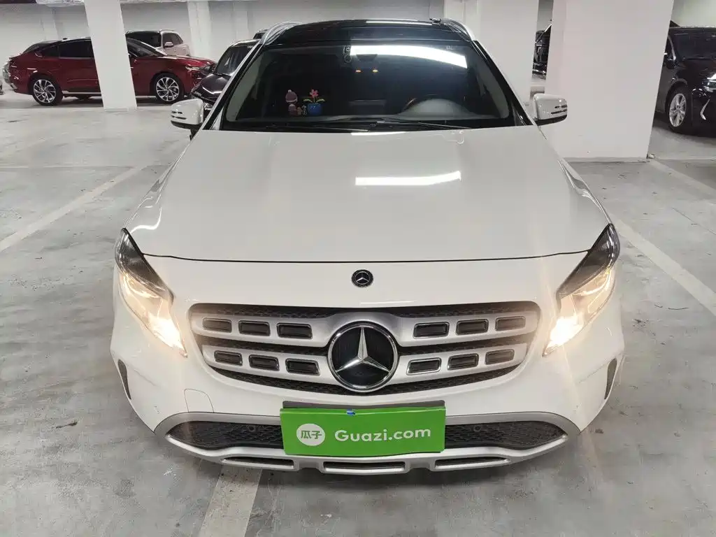 Mercedes-Benz GLA 2019