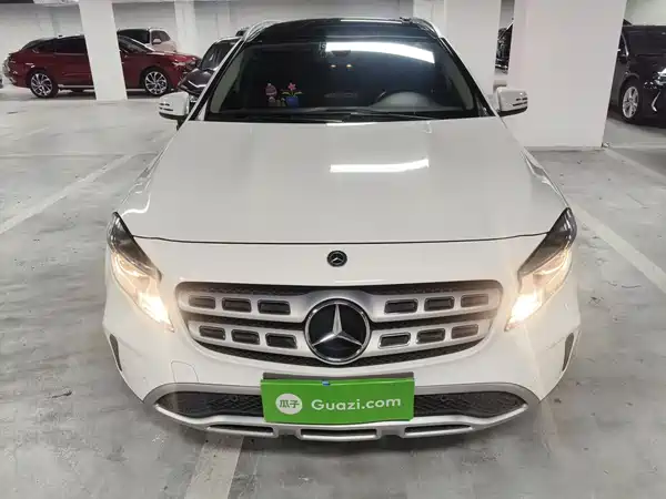 Mercedes-Benz GLA 2019