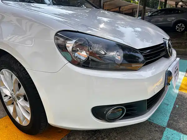 Volkswagen Golf 2014