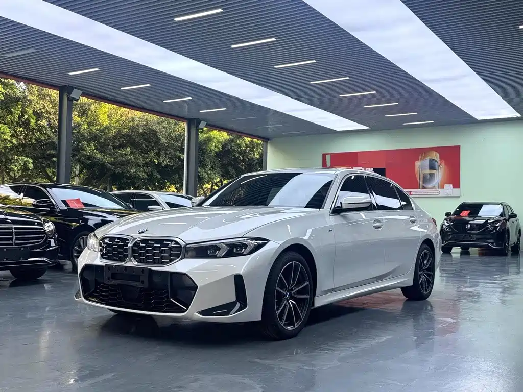 BMW 3 Series 2025