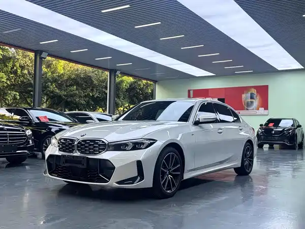 BMW 3 Series 2025
