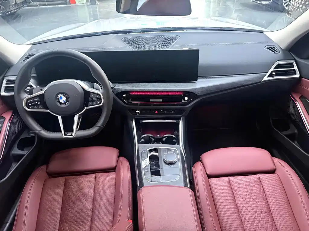 BMW 3 Series 2025