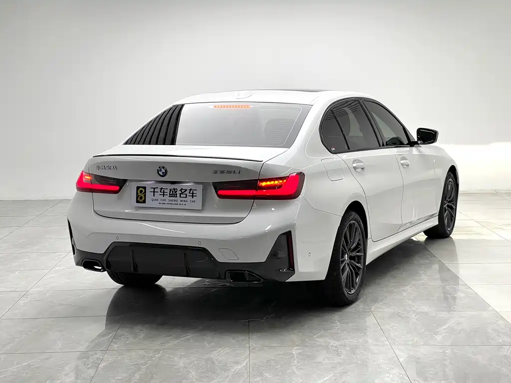 BMW 3 Series 2024