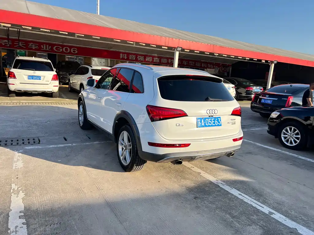 Audi Q5 2018 — фото 24