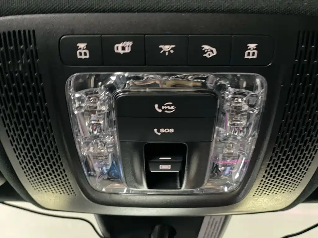 Mercedes-Benz A-Class 2022 — фото 15