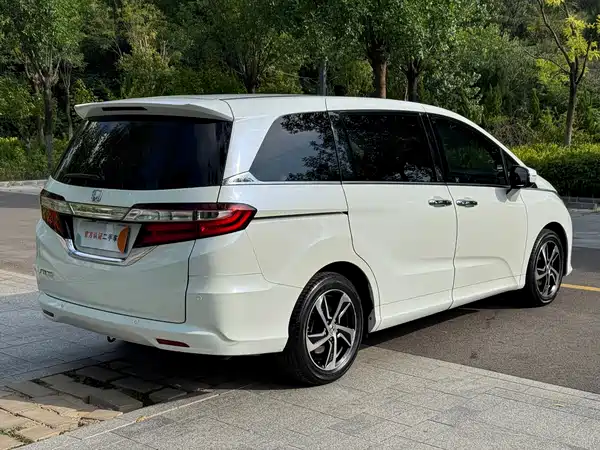 Honda Odyssey 2016