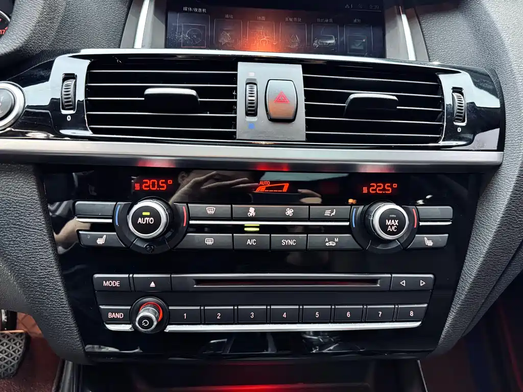 BMW X3 2016 — фото 15